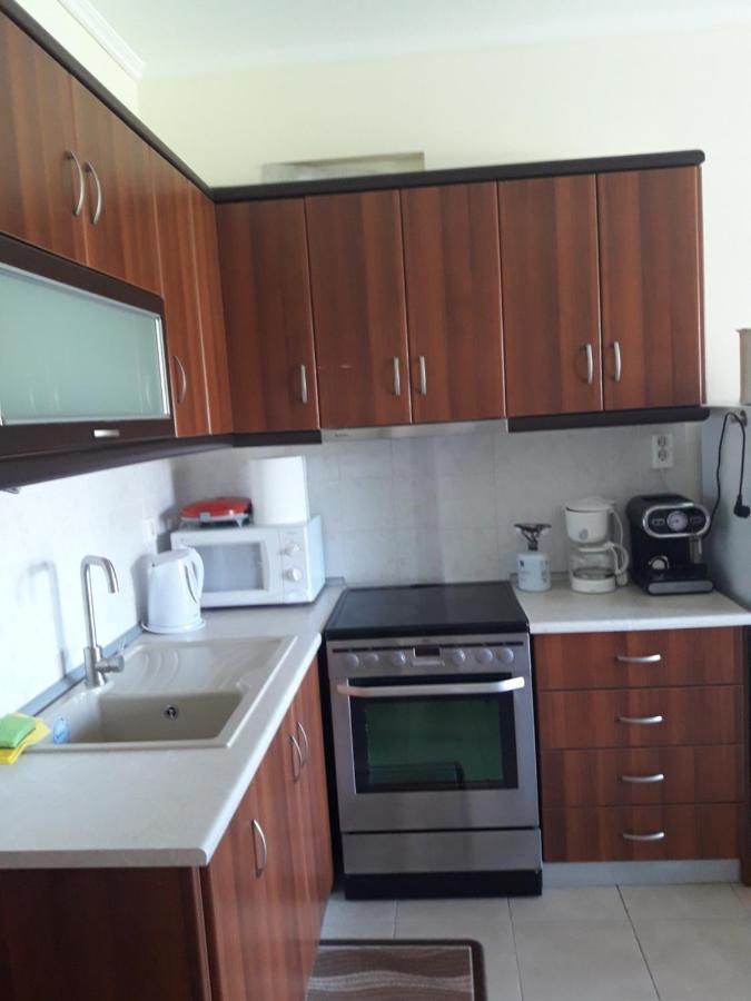 M&J Apartments Nikiti  Exterior photo